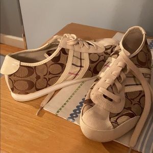 Coach shoes